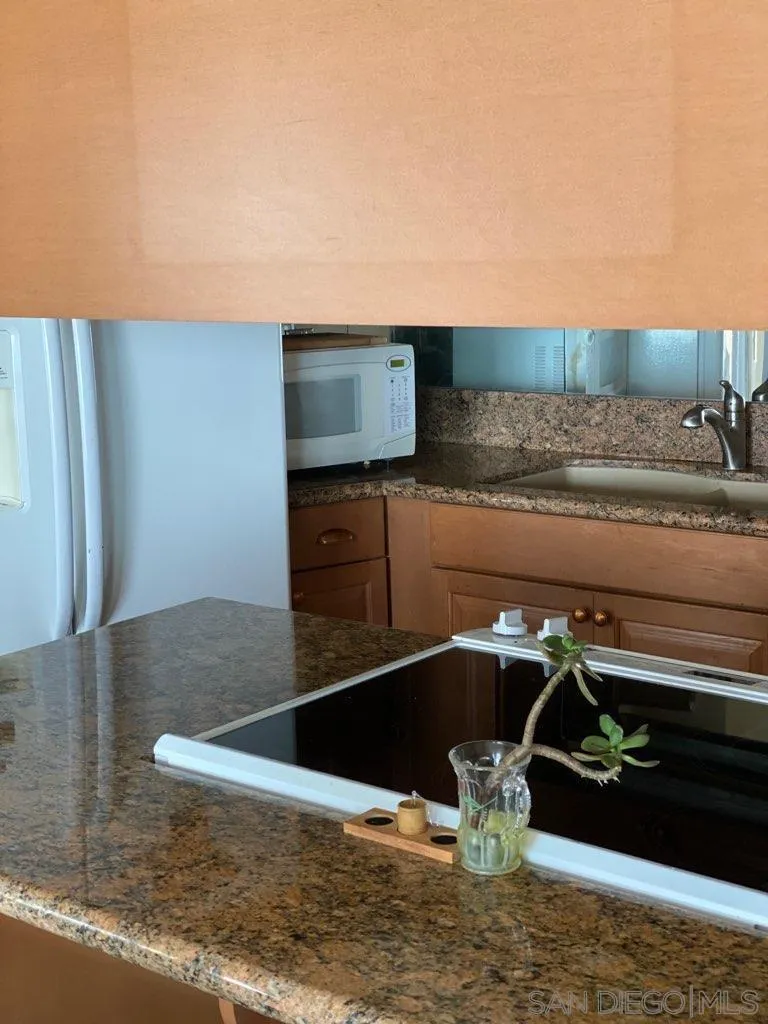 Photo #6: 230011560 Listing 