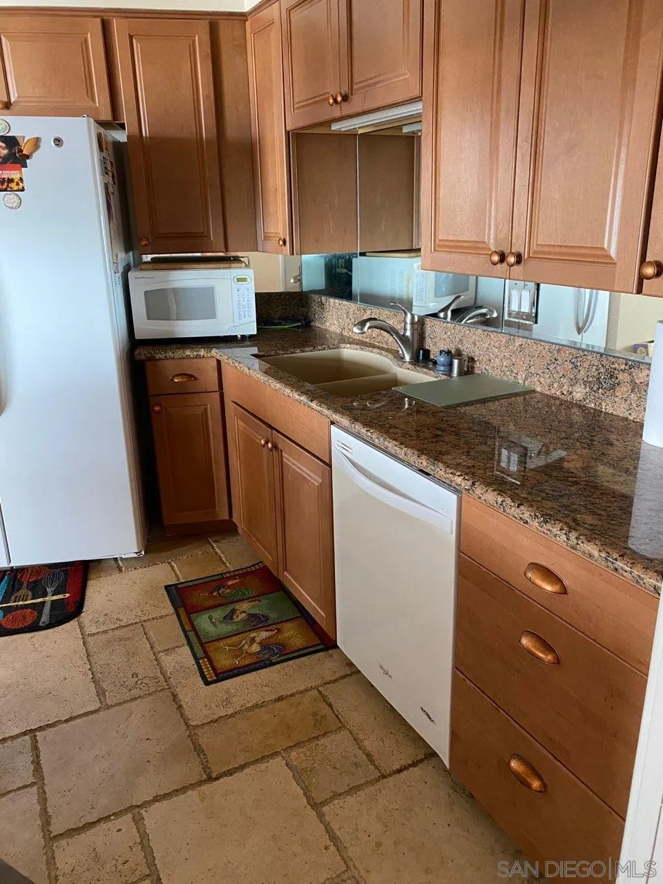 Photo #4: 230011560 Listing 