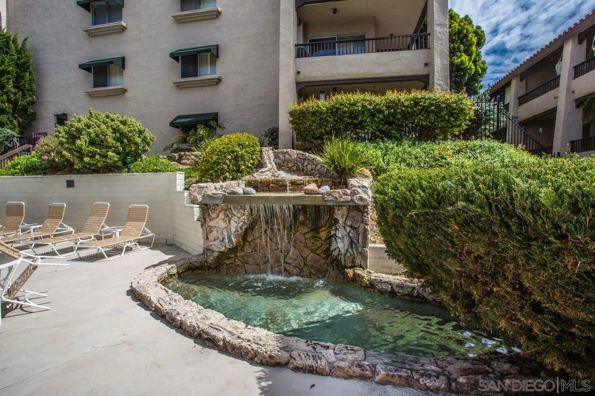 Photo #3: 240004893 Listing 
