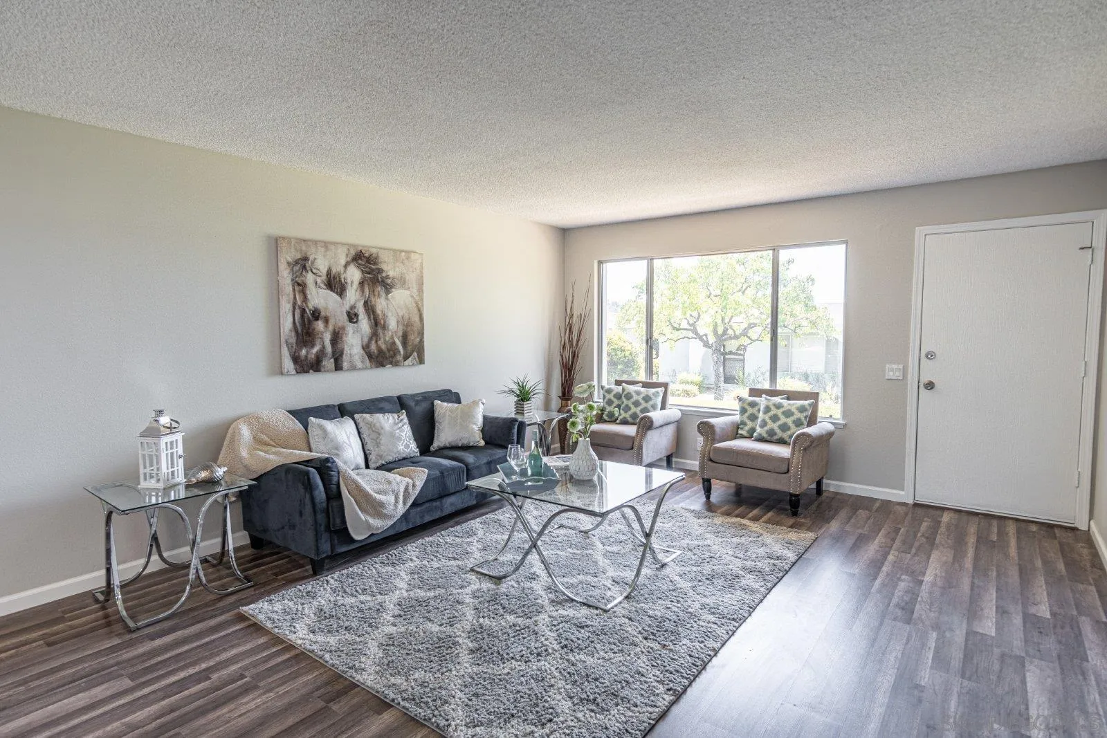 Photo #6: 240006731 Listing 