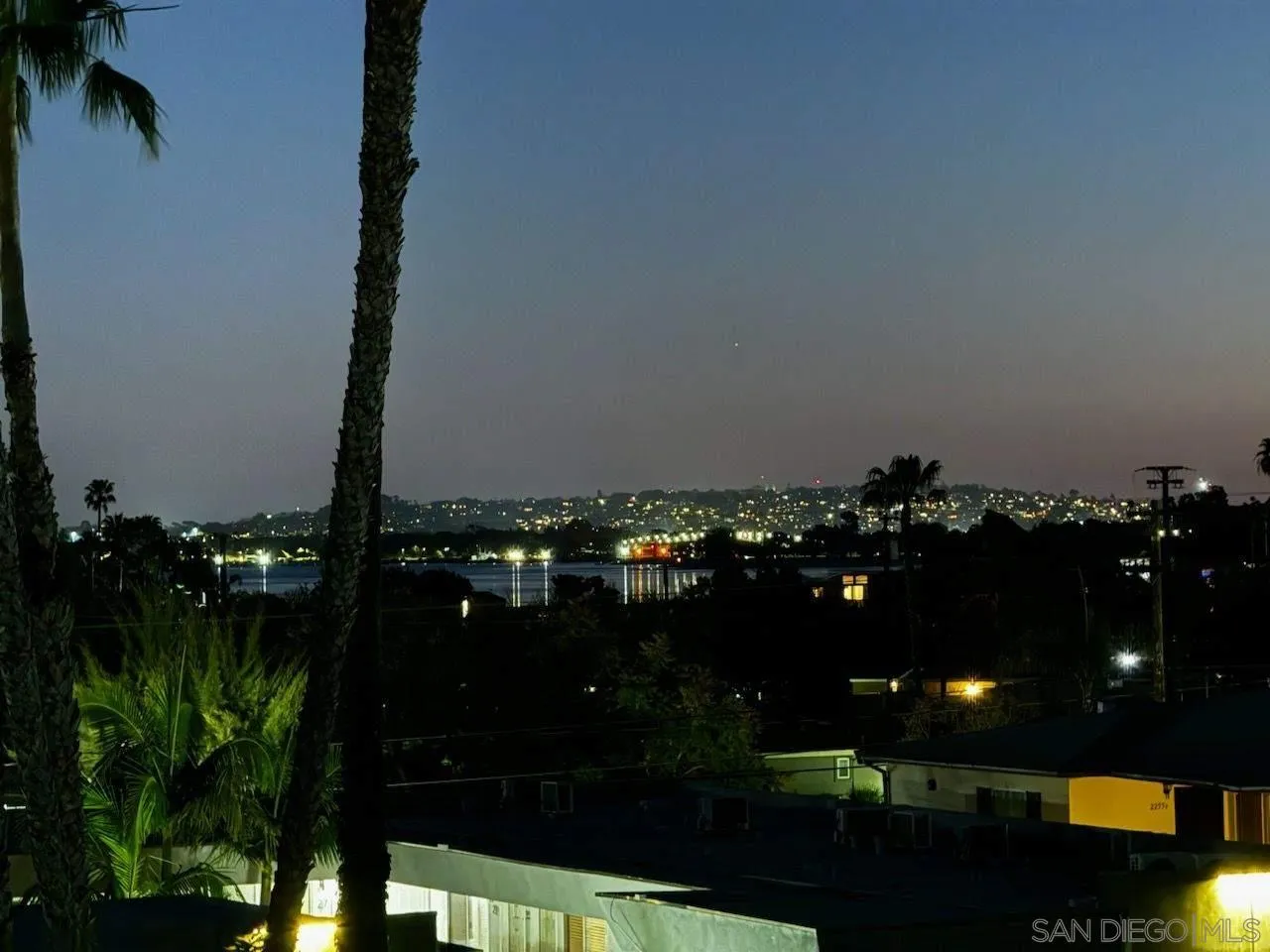 Photo #6: 240007420 Listing 