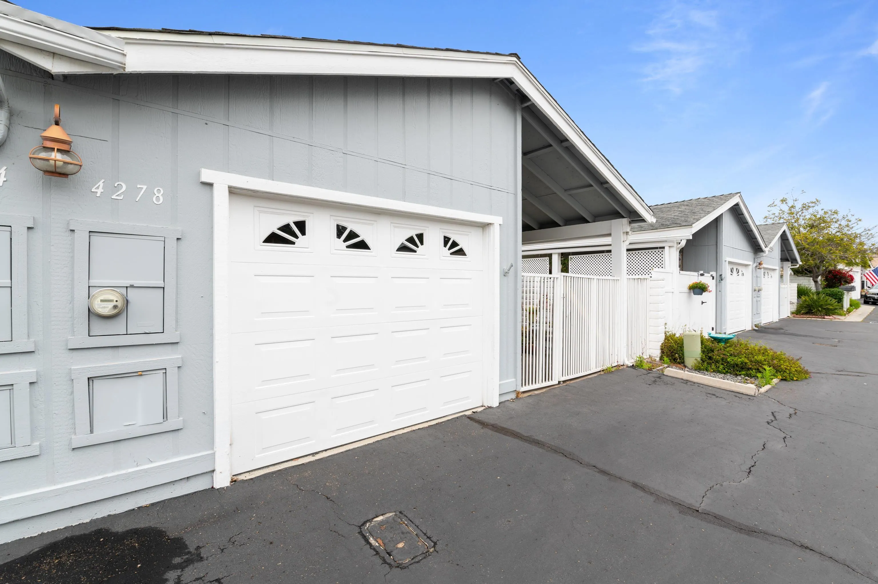 Photo #4: 240009919 Listing 