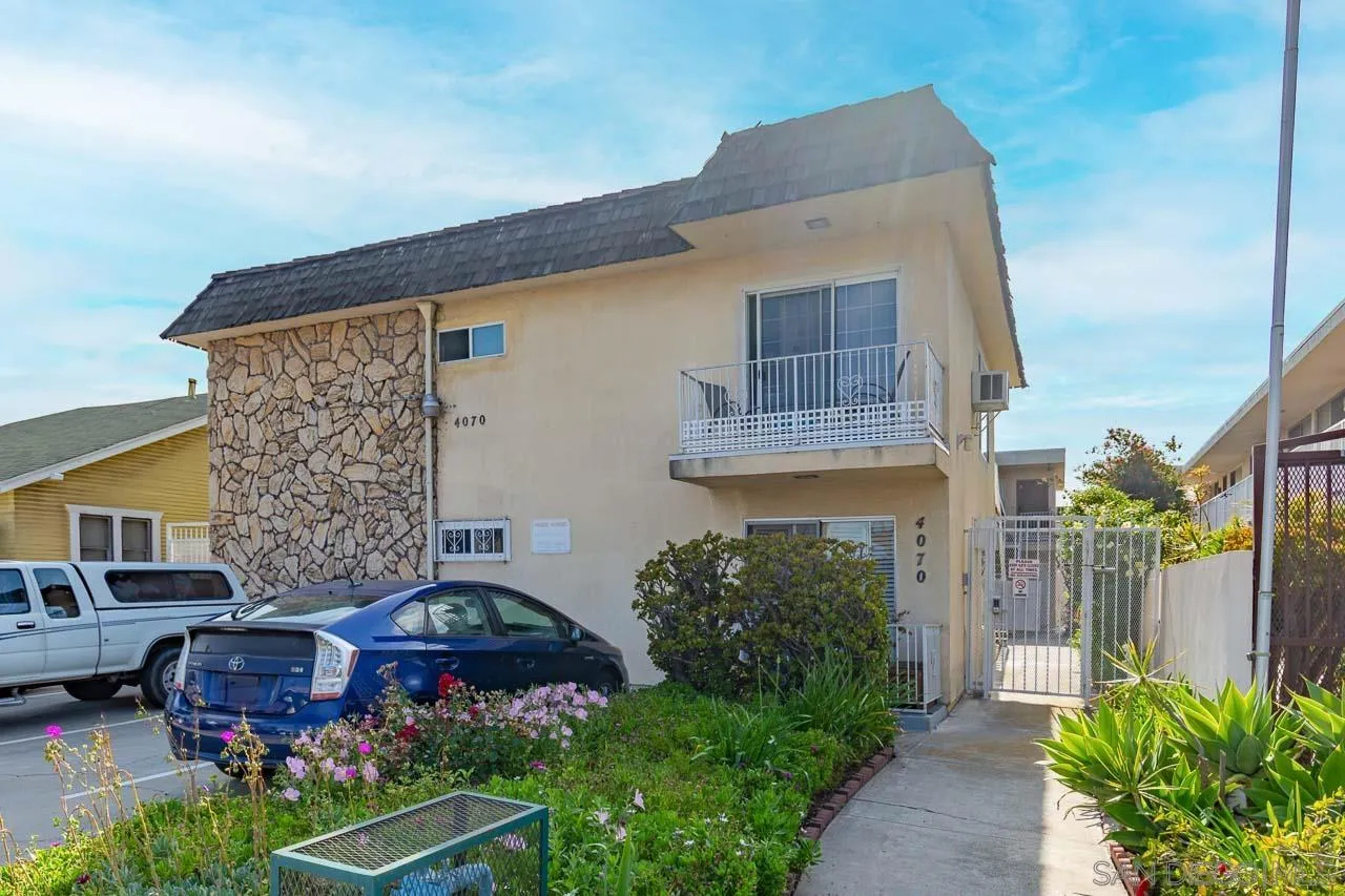 More Details about MLS # 240010030 : 4070 ILLINOIS ST UNIT 7