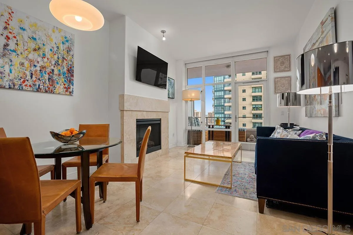 Photo #3: 240012109 Listing 