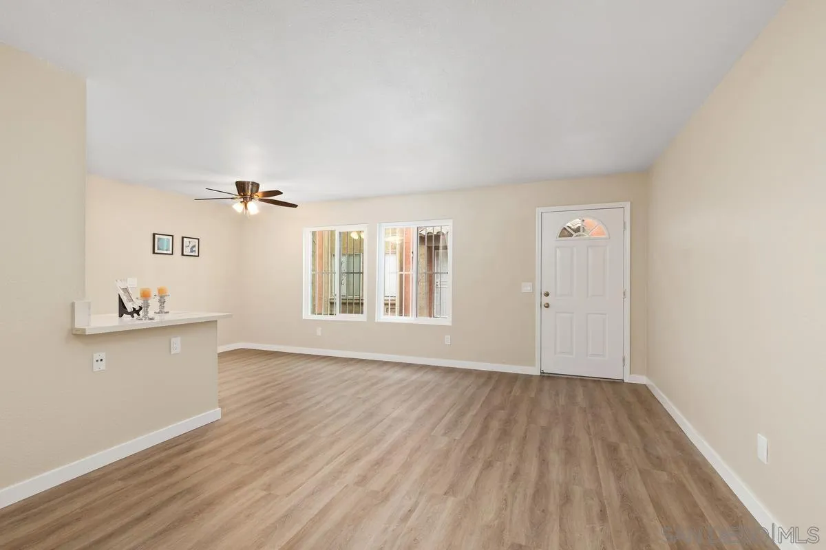 Photo #6: 240012583 Listing 