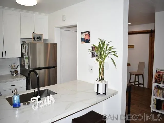 Photo #3: 240014115 Listing 