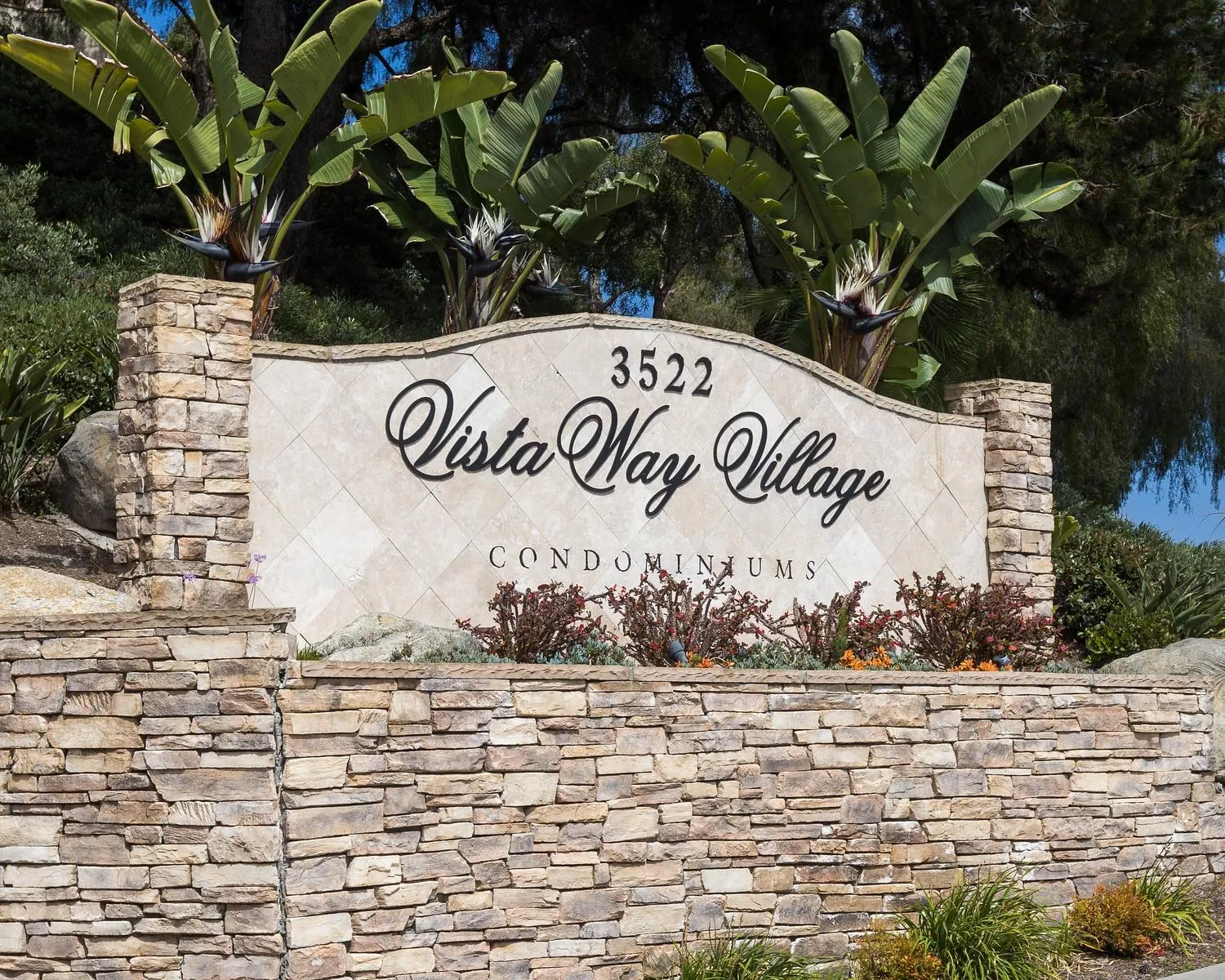 Photo #2: 240014302 Listing 