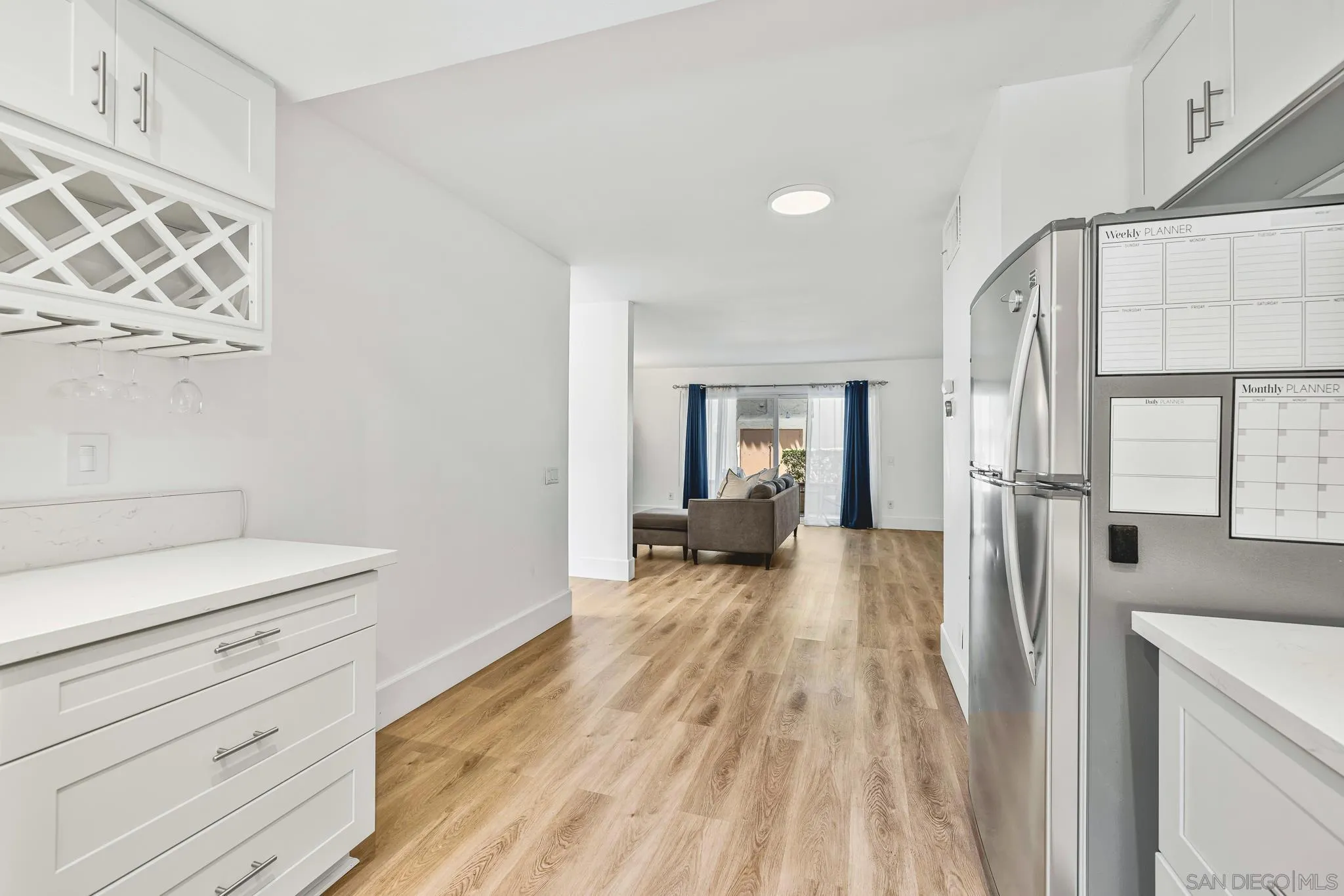 Photo #4: 240014776 Listing 