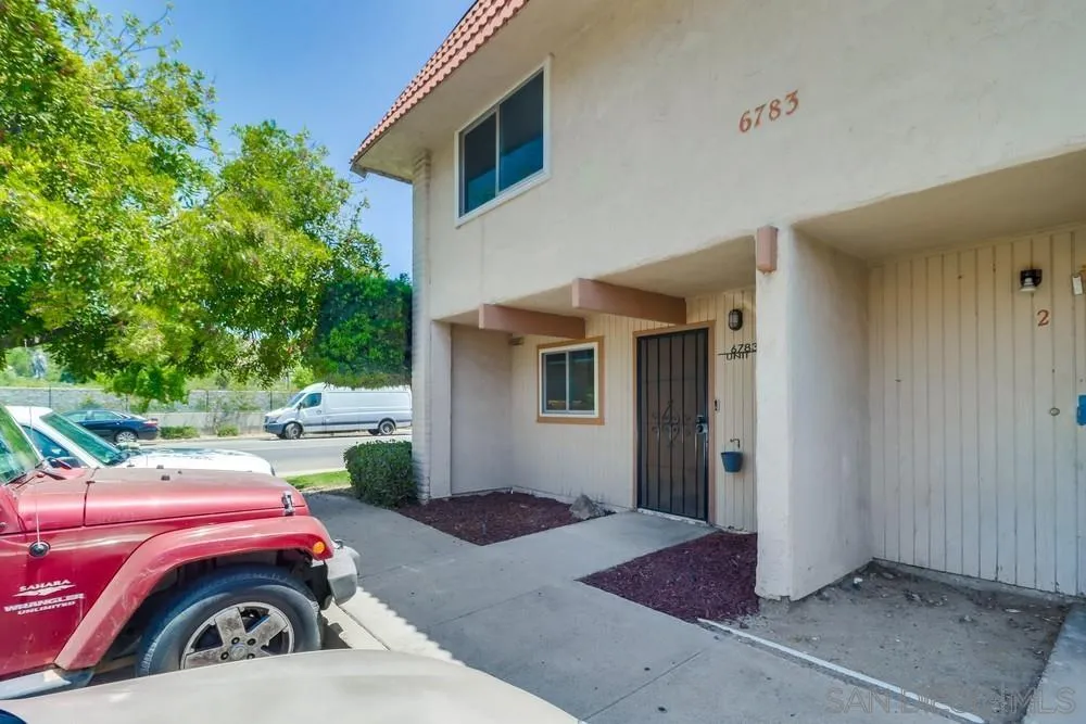 Photo #5: 240014871 Listing 