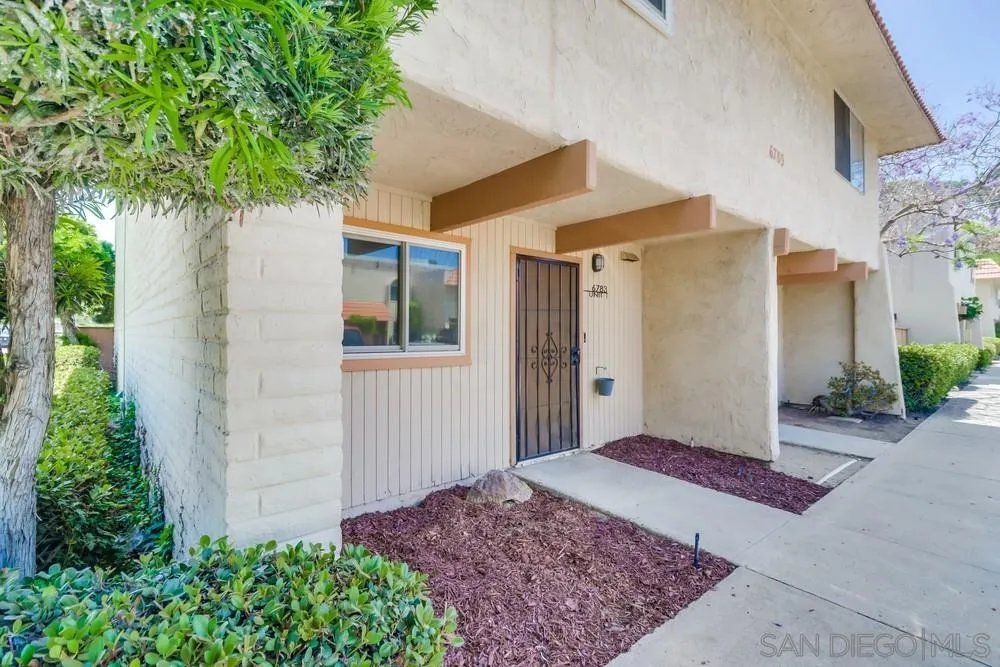 Photo #2: 240014871 Listing 