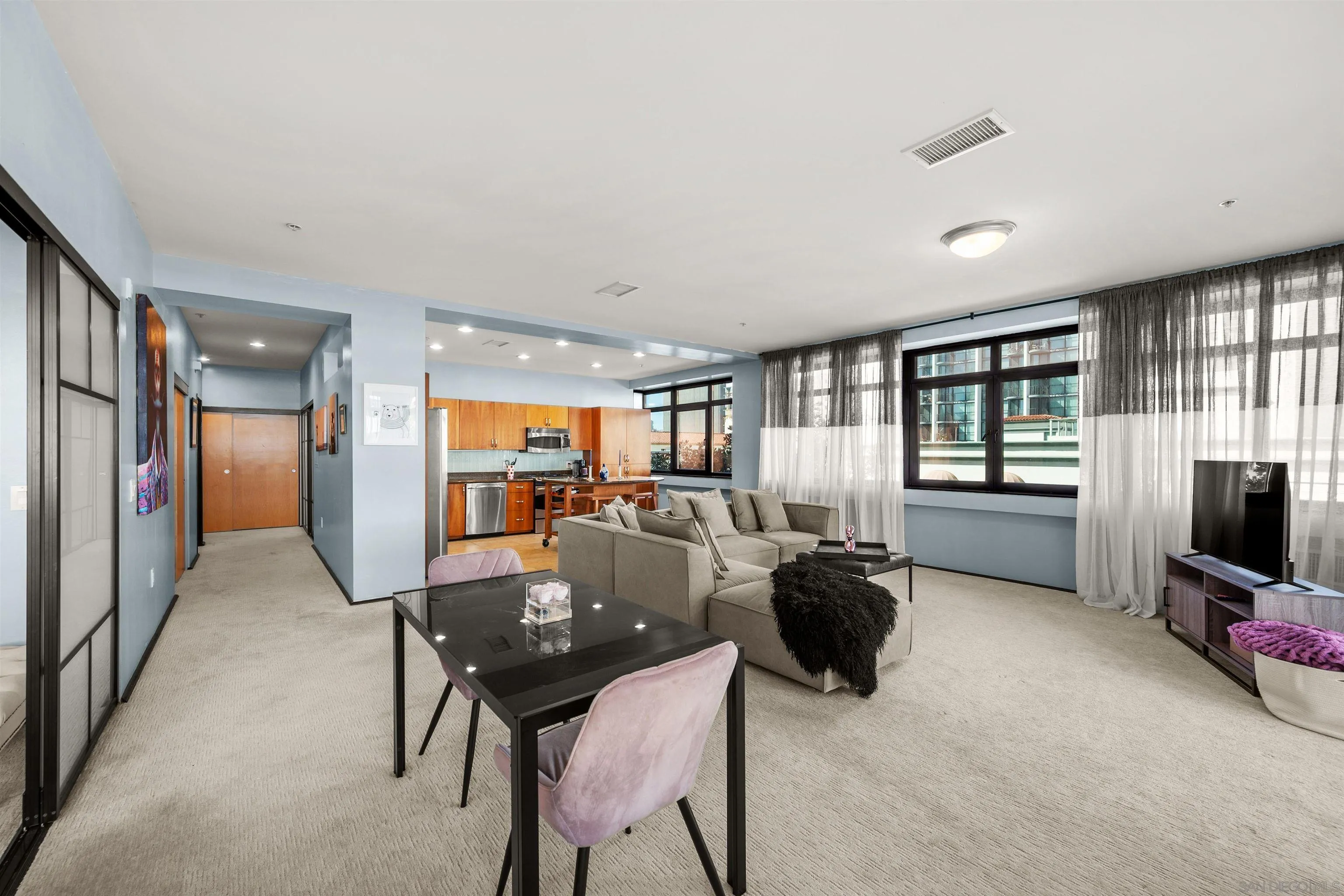 Photo #4: 240014880 Listing 