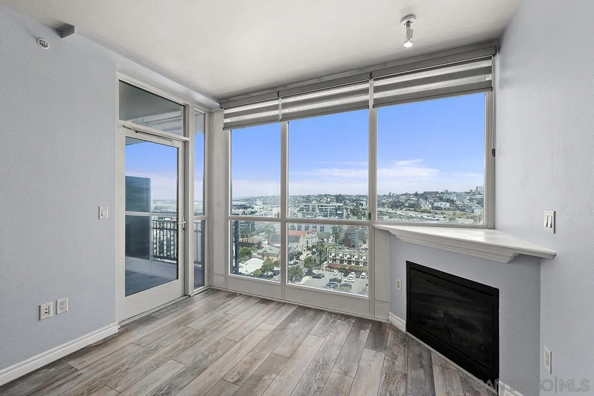 Photo #4: 240015298 Listing 
