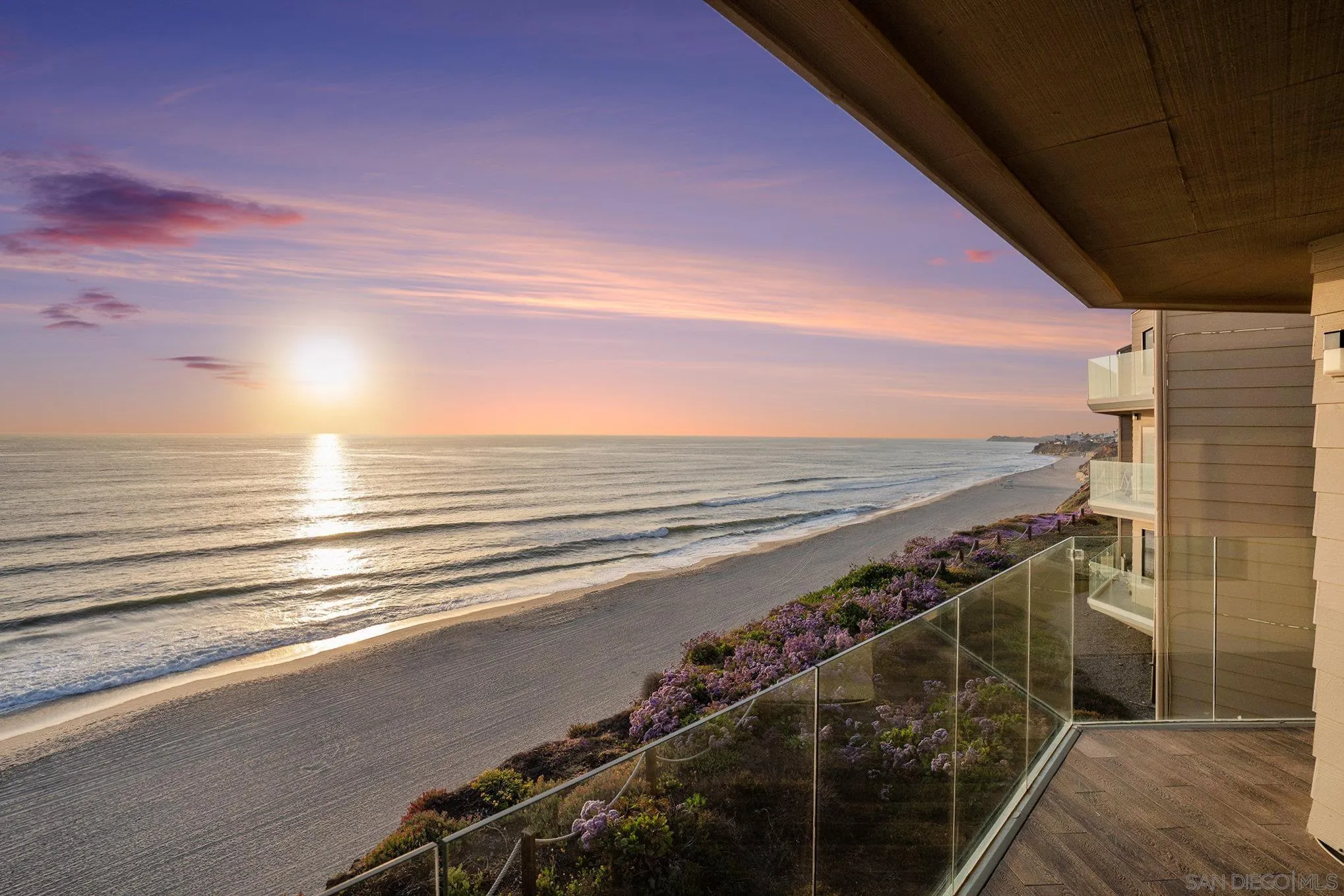 More Details about MLS # 240015614 : 239 S HELIX AVE UNIT 22, SOLANA BEACH, CA 92075