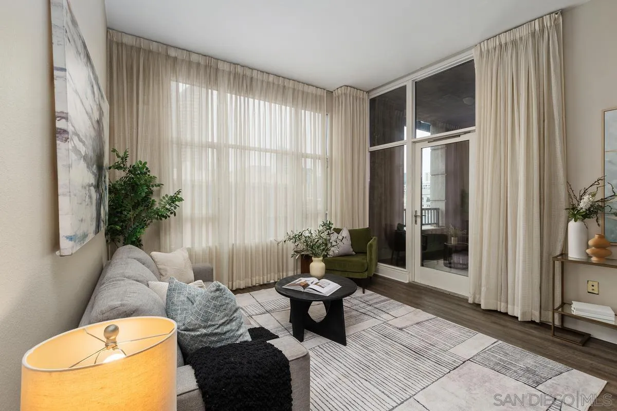 Photo #5: 240015684 Listing 