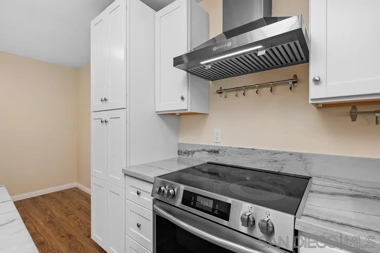 Photo #5: 240015731 Listing 
