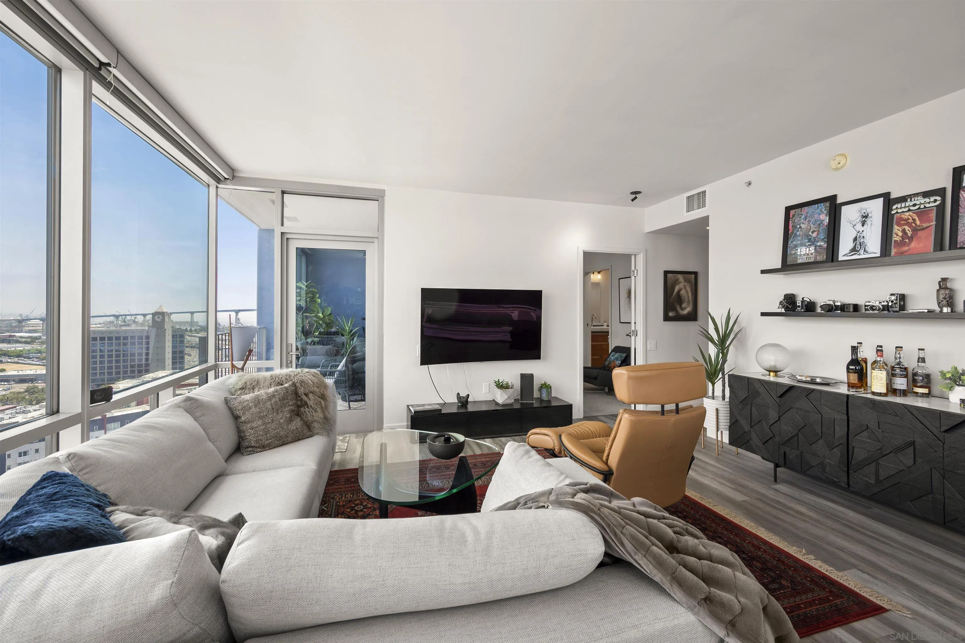 Photo #4: 240016107 Listing 