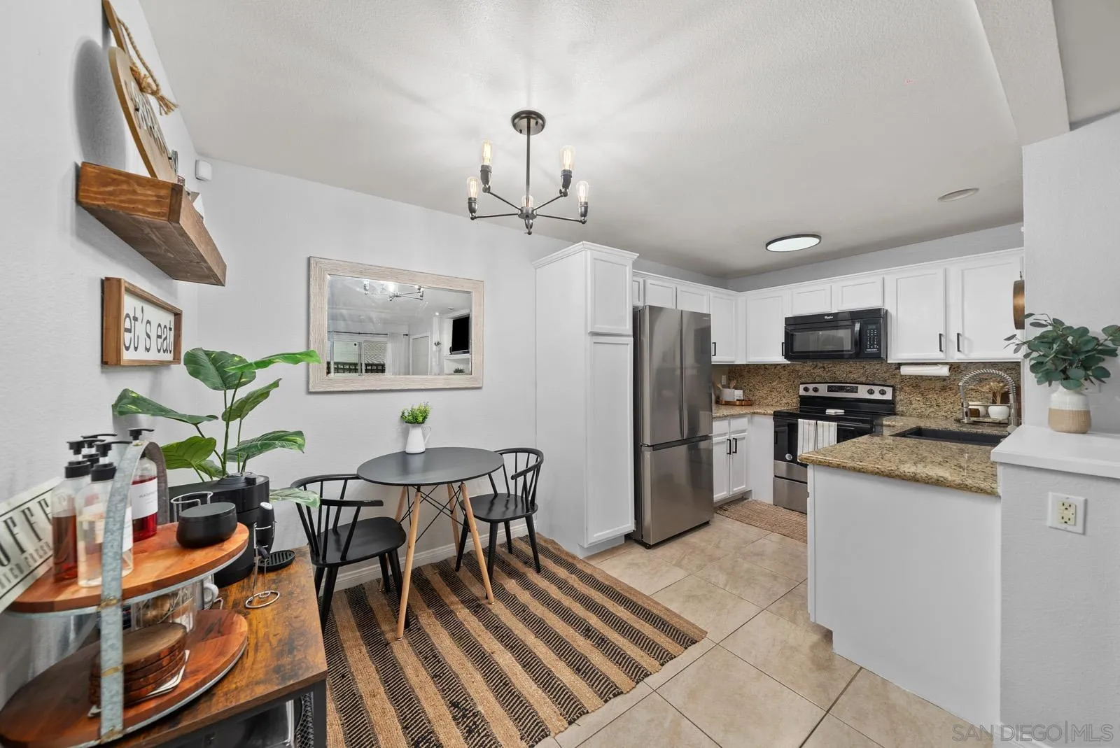 Photo #6: 240016526 Listing 