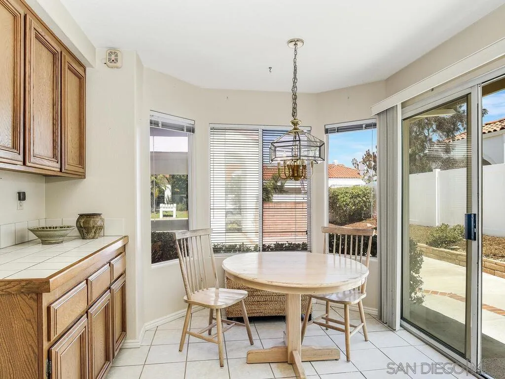 Photo #6: 240016528 Listing 