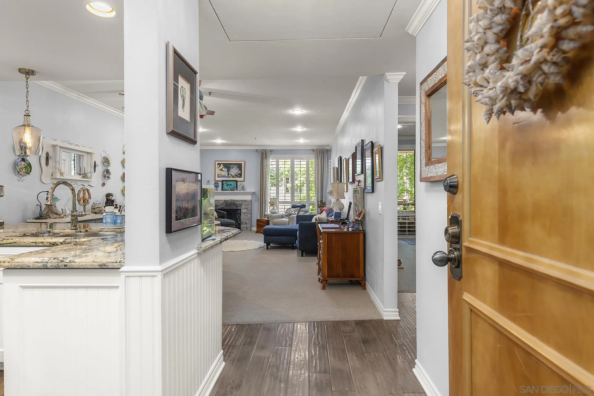 Photo #3: 240016534 Listing 