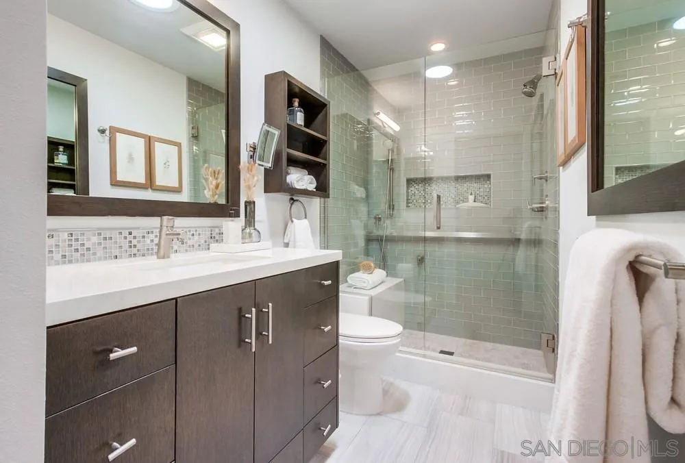 Photo #6: 240016686 Listing 