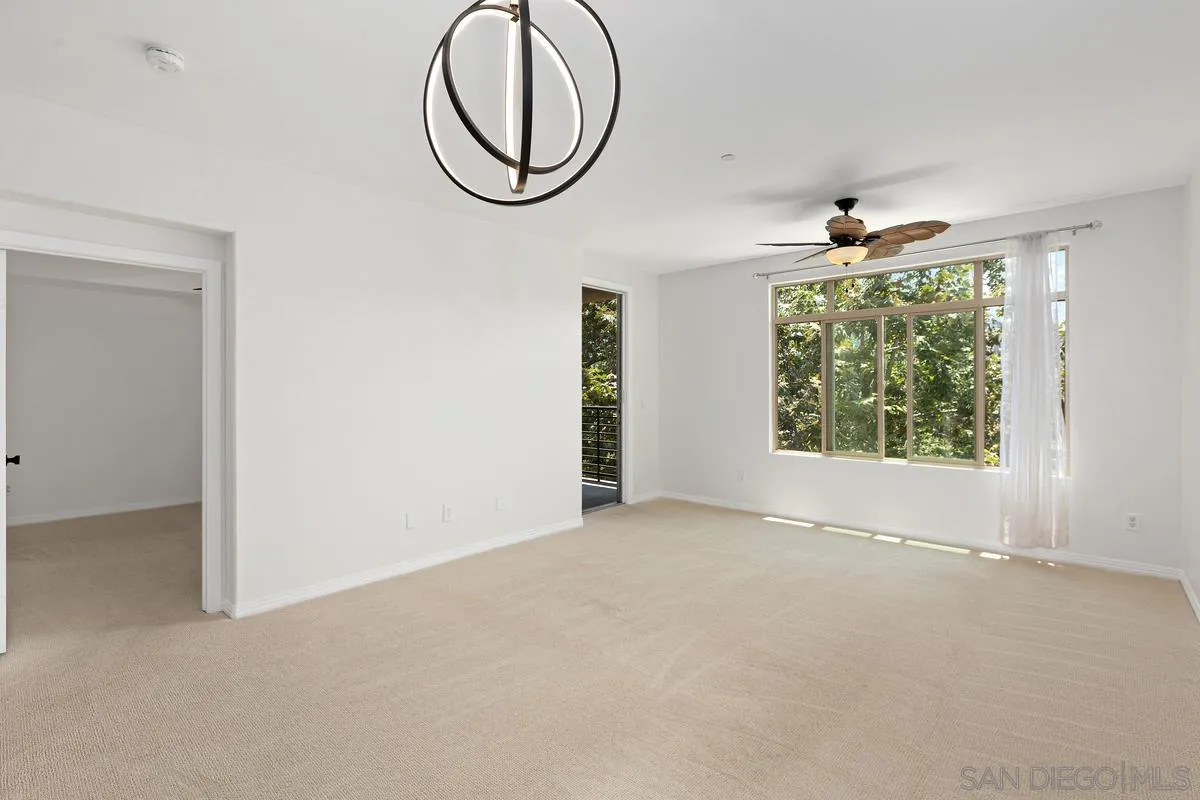 Photo #6: 240016777 Listing 