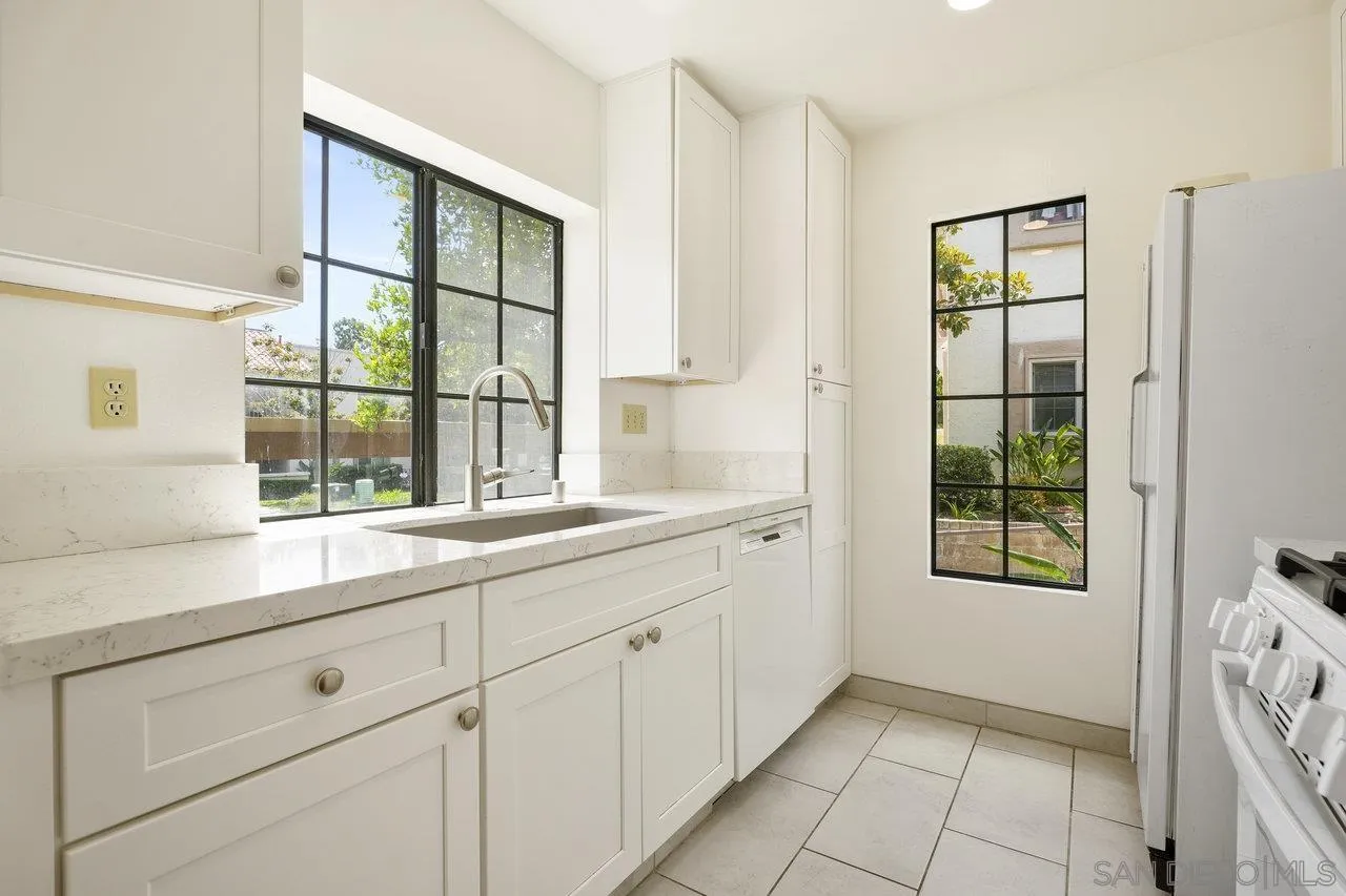 Photo #6: 240016892 Listing 