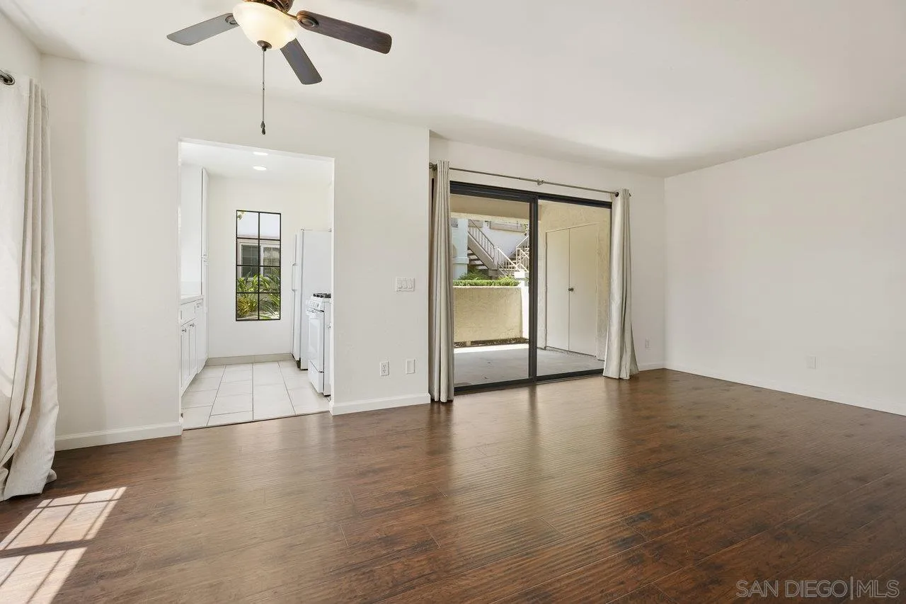Photo #3: 240016892 Listing 