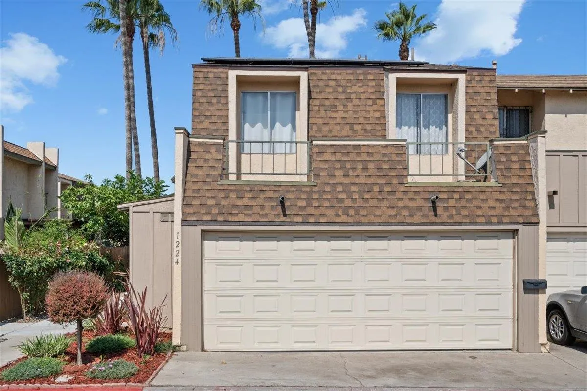Photo #2: 240017258 Listing 