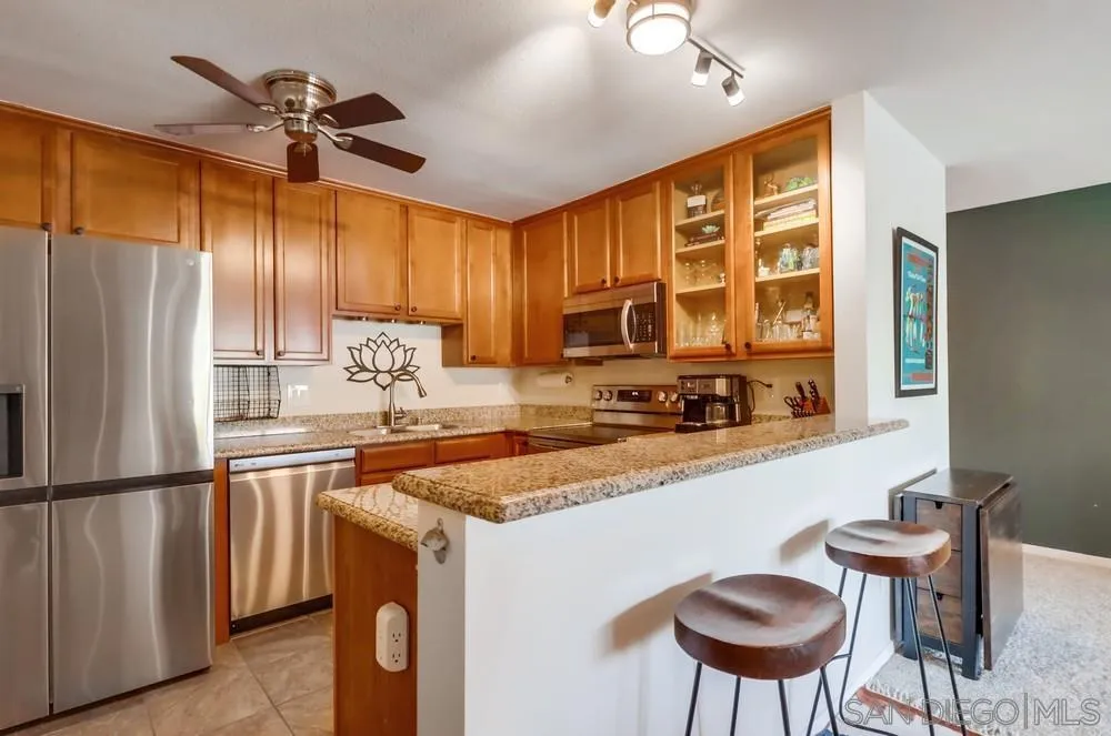 Photo #6: 240017328 Listing 