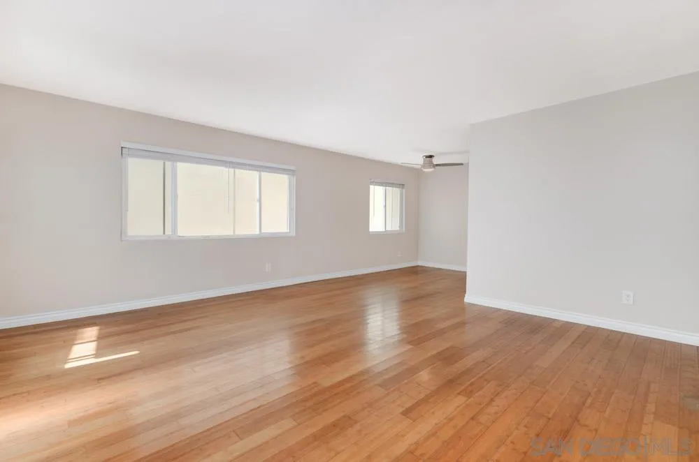 Photo #5: 240017339 Listing 