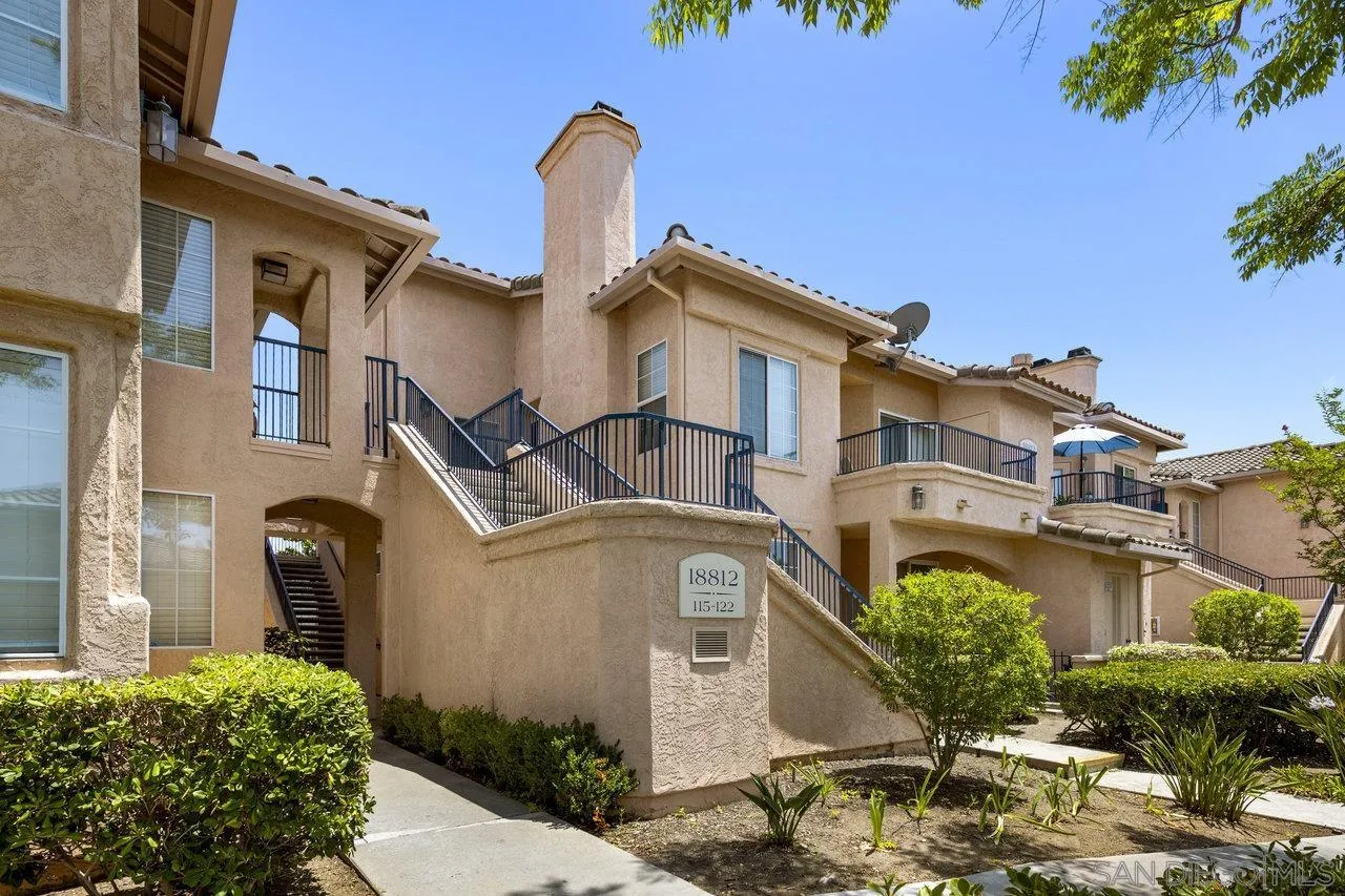 Photo #3: 240017342 Listing 