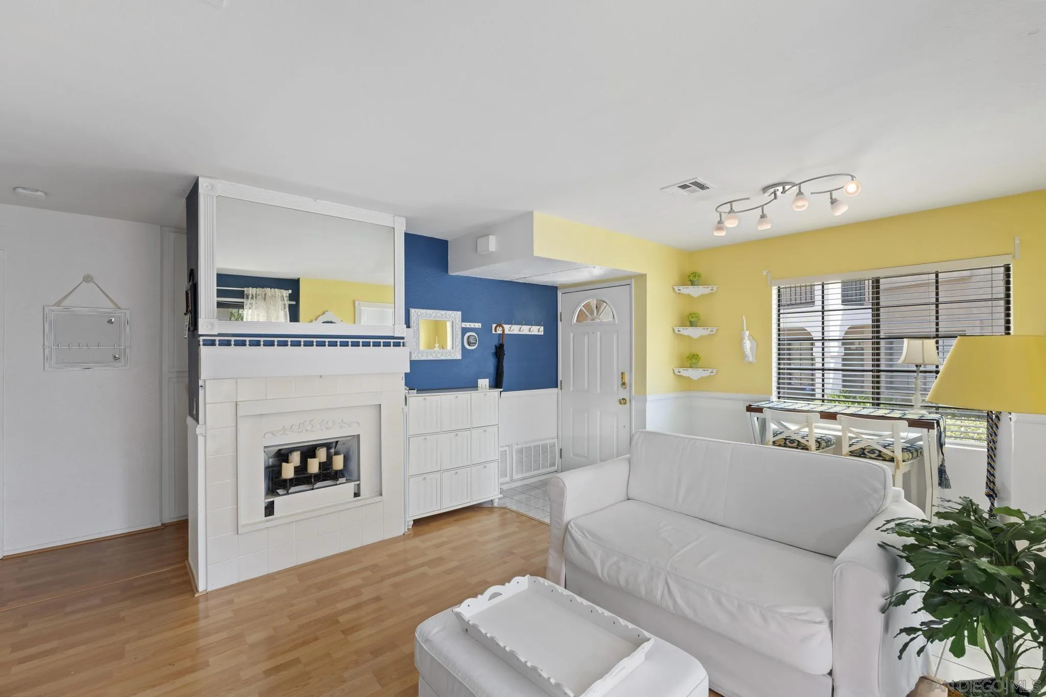 Photo #6: 240017446 Listing 