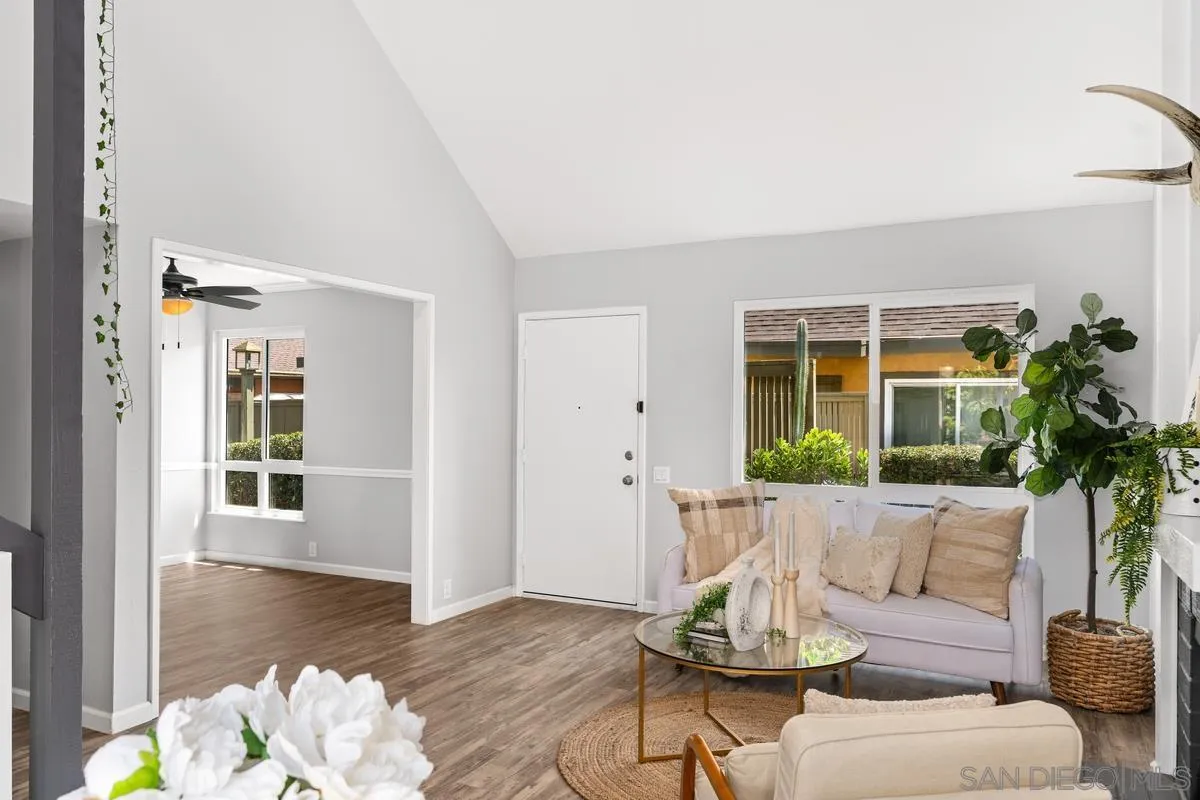 Photo #4: 240017447 Listing 
