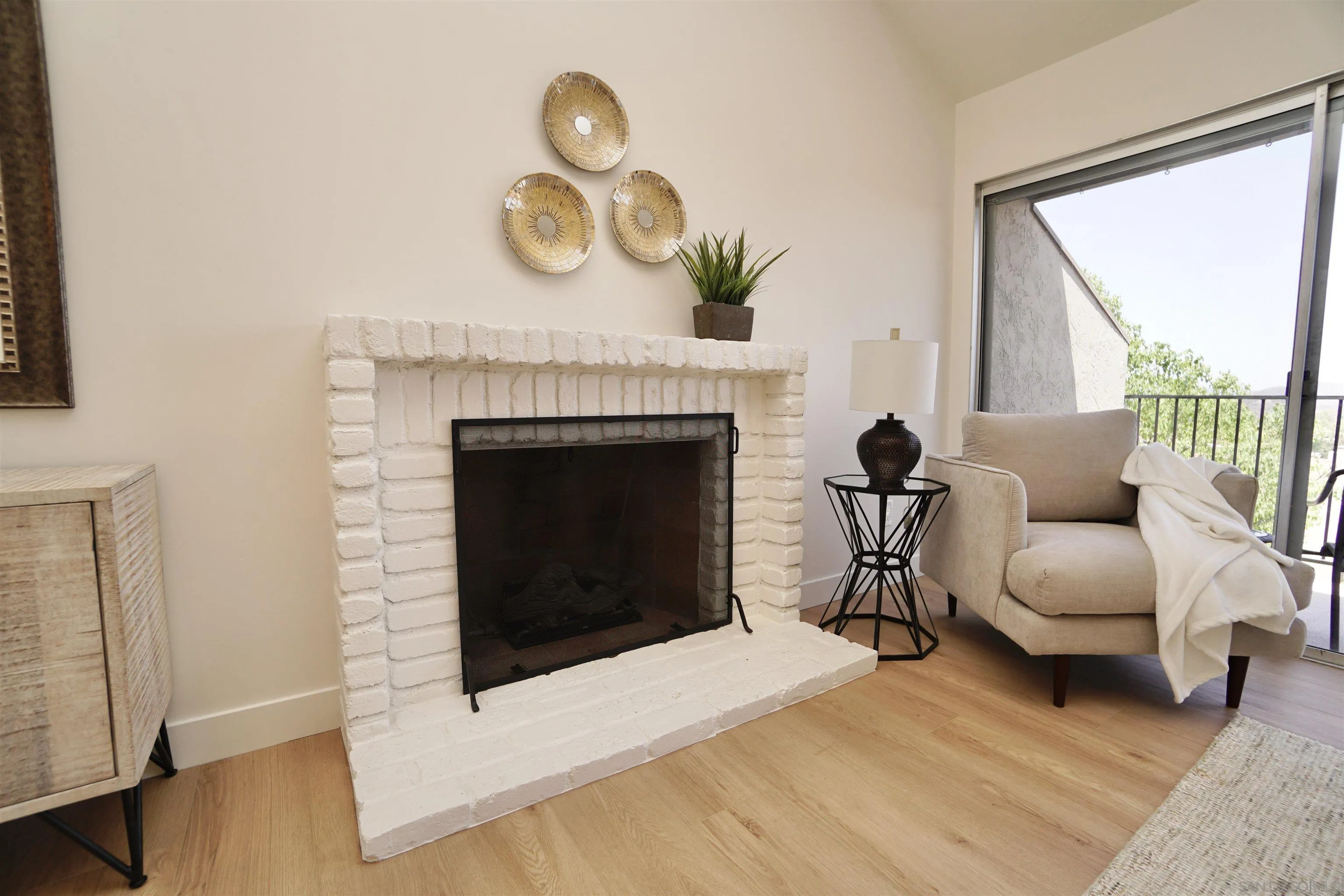 Photo #6: 240017474 Listing 