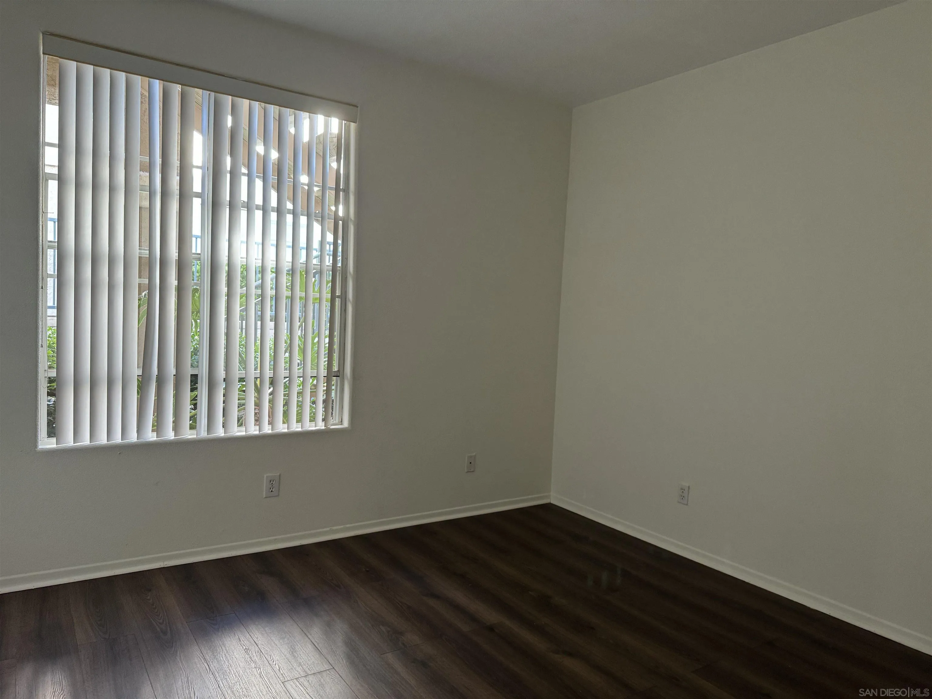 Photo #6: 240017705 Listing 