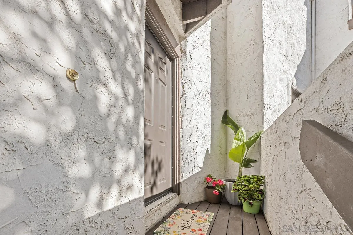 Photo #3: 240017994 Listing 