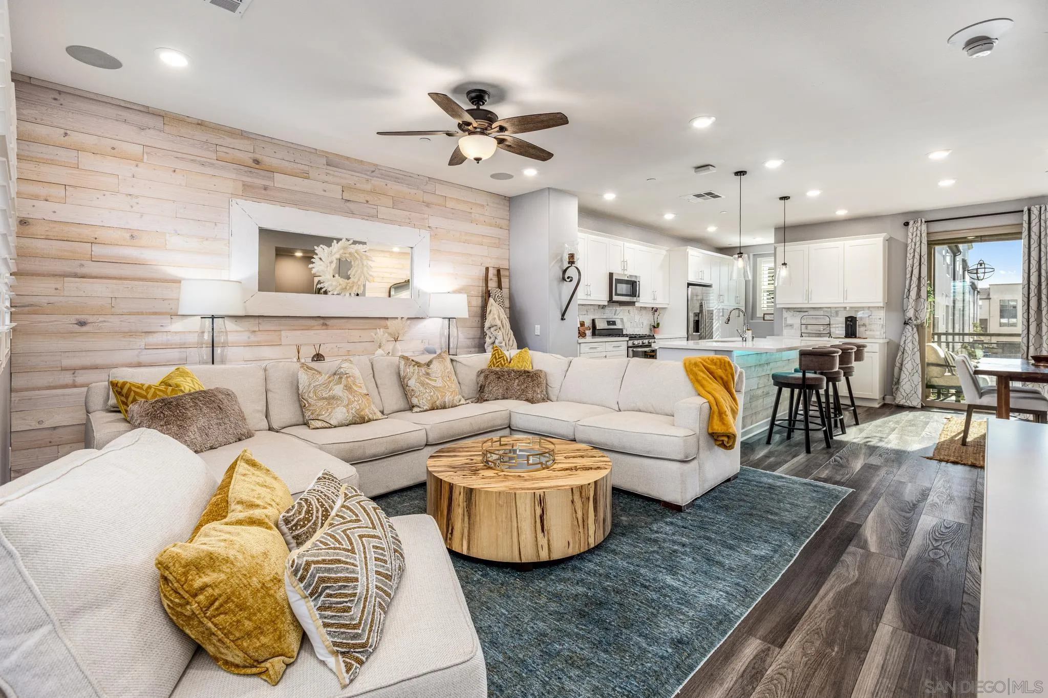 More Details about MLS # 240018025 : 16755 COYOTE BUSH DR UNIT 70
