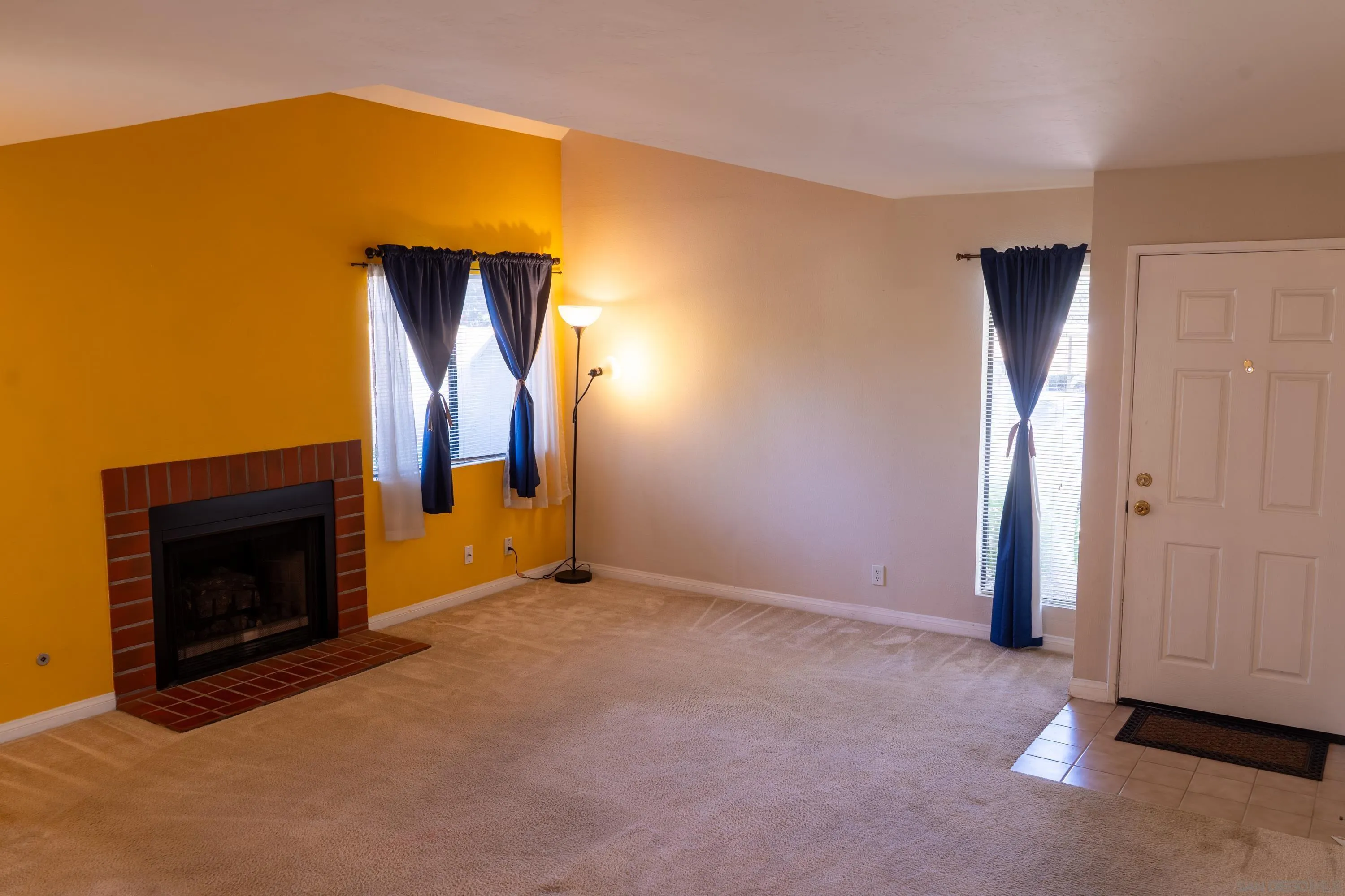 Photo #3: 240018034 Listing 