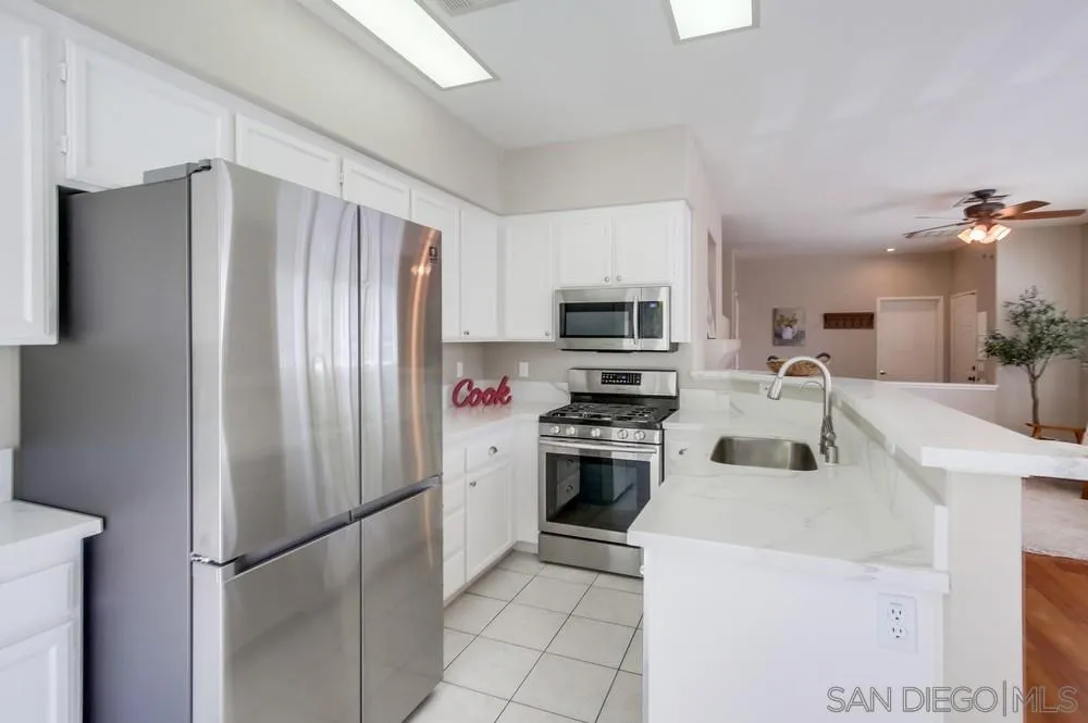 Photo #6: 240018059 Listing 