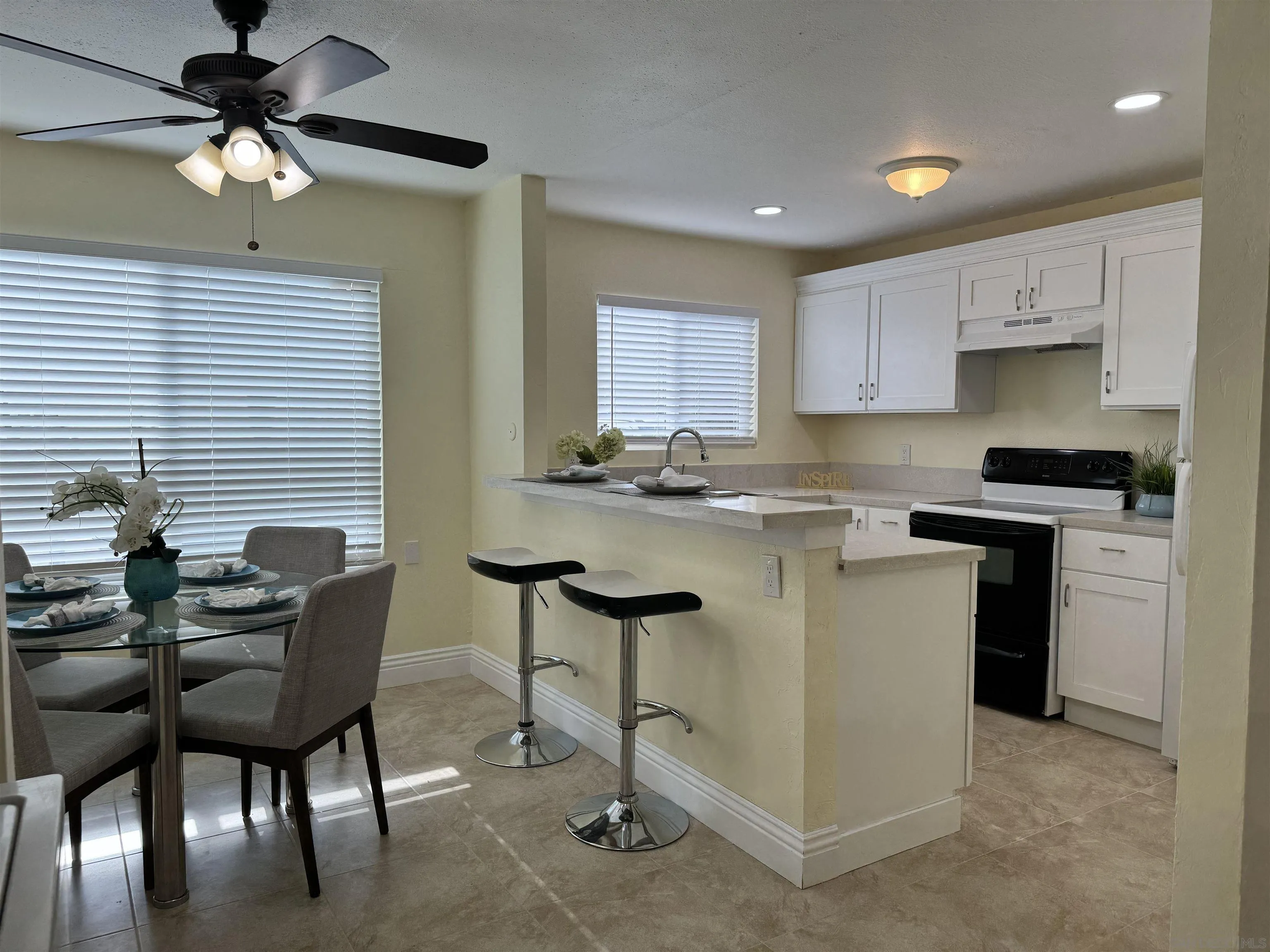 Photo #5: 240018614 Listing 