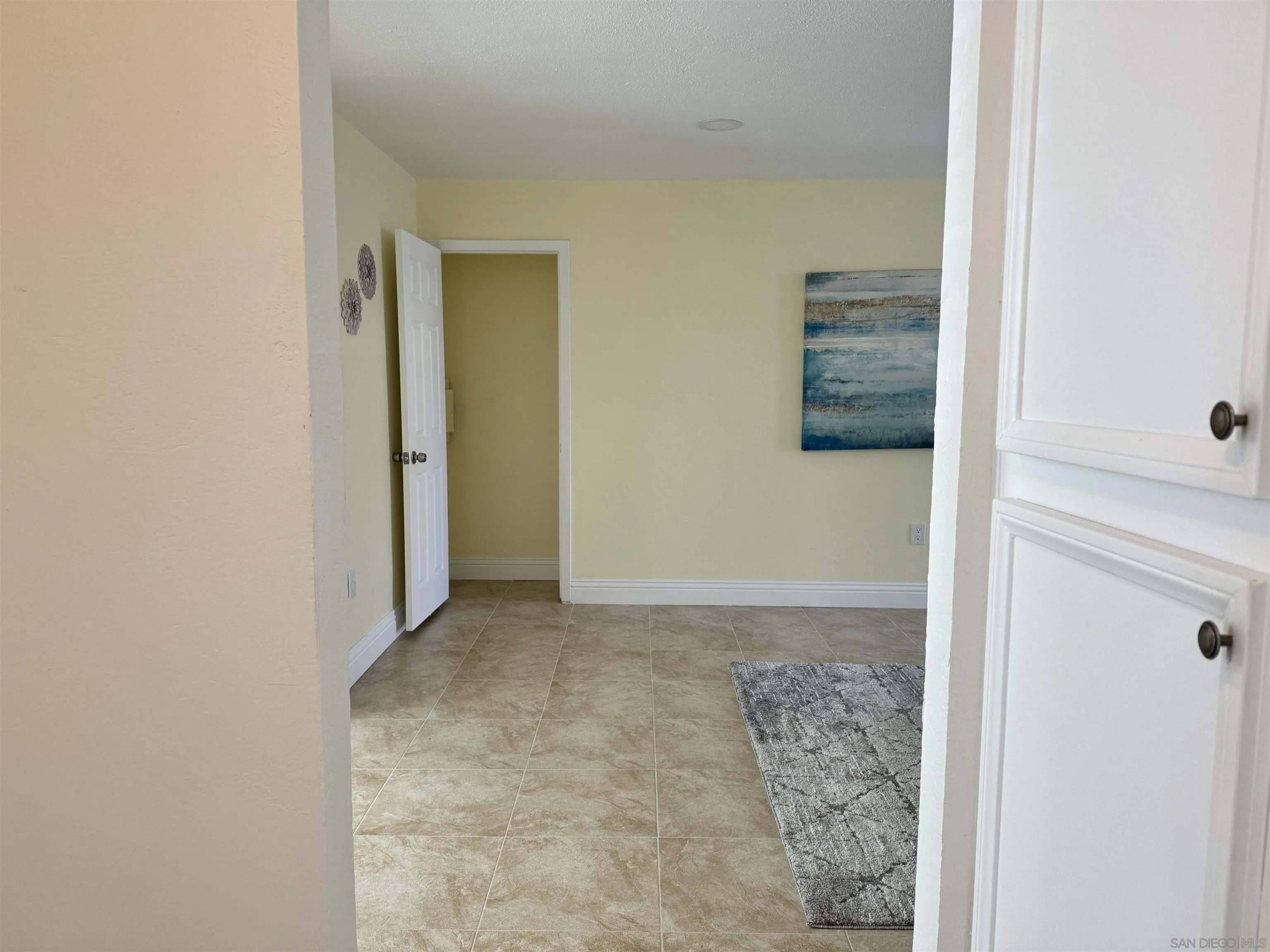 Photo #4: 240018614 Listing 
