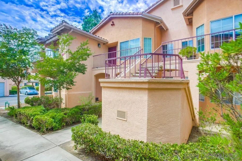 Photo #2: 240018626 Listing 