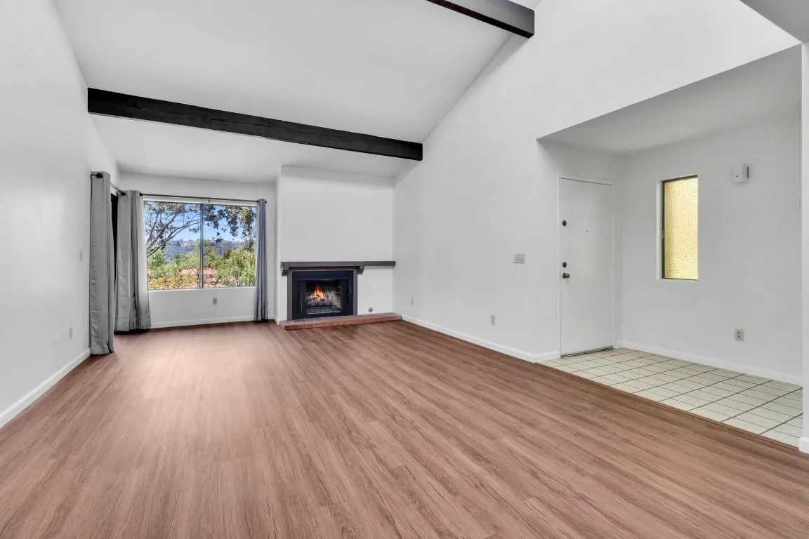 Photo #6: 240018703 Listing 