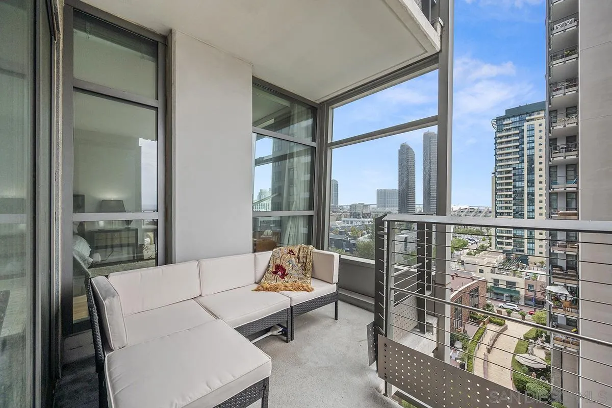 Photo #6: 240018785 Listing 