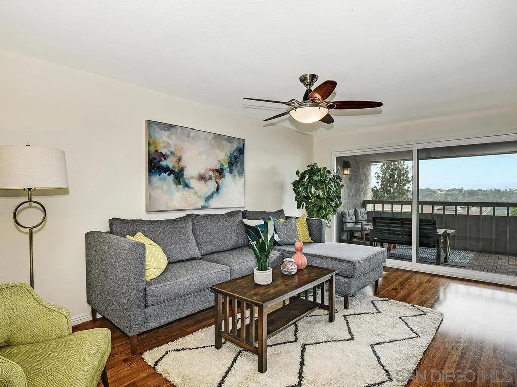Photo #3: 240018833 Listing 