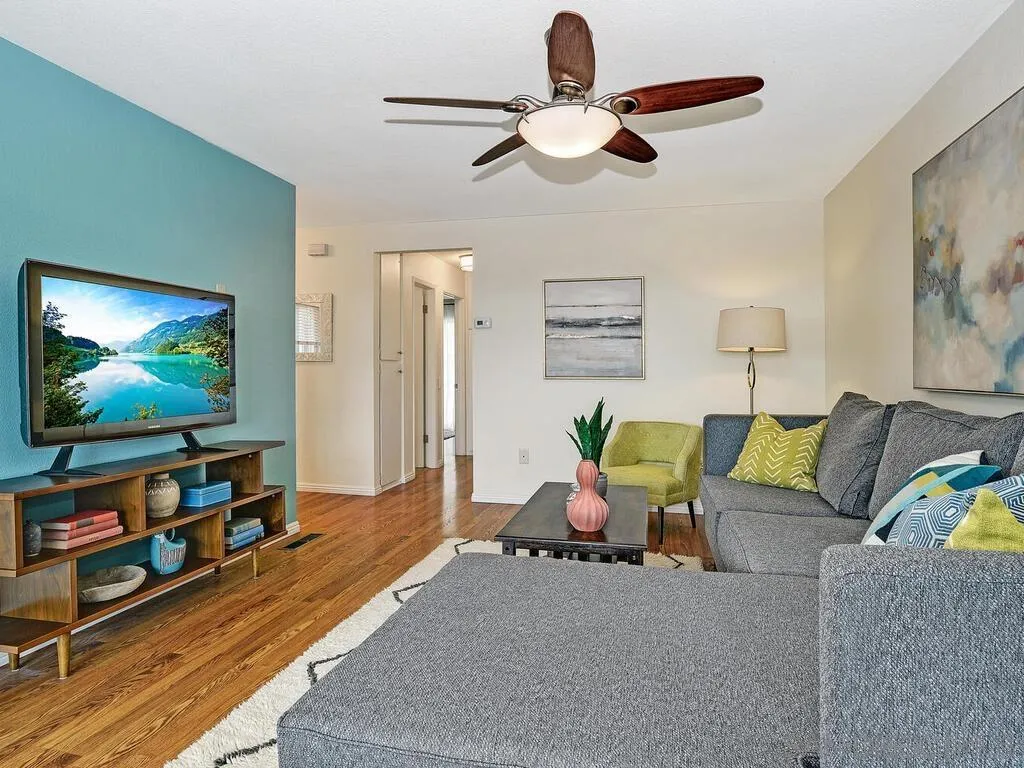 Photo #5: 240018833 Listing 