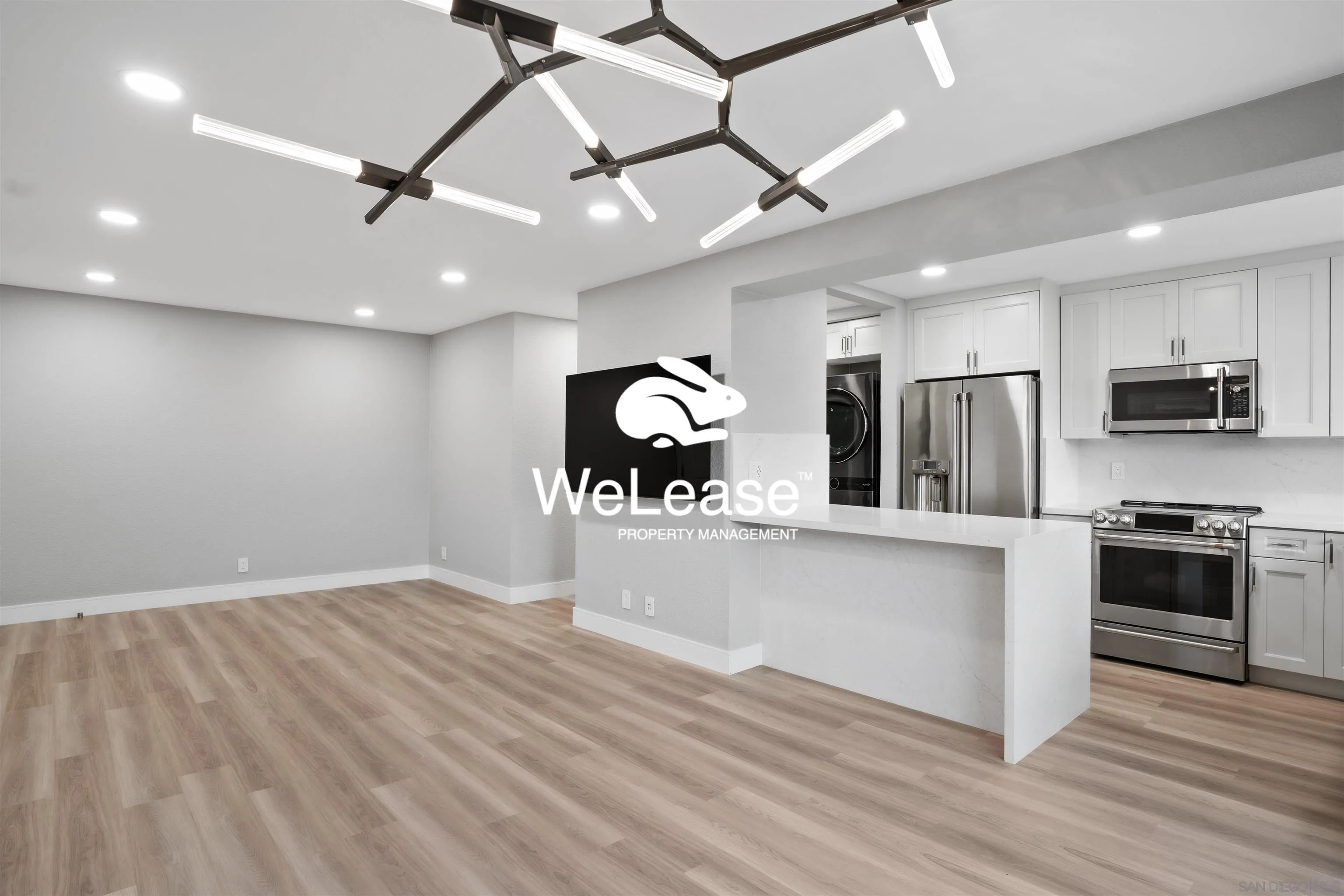 Photo #3: 240018842 Listing 