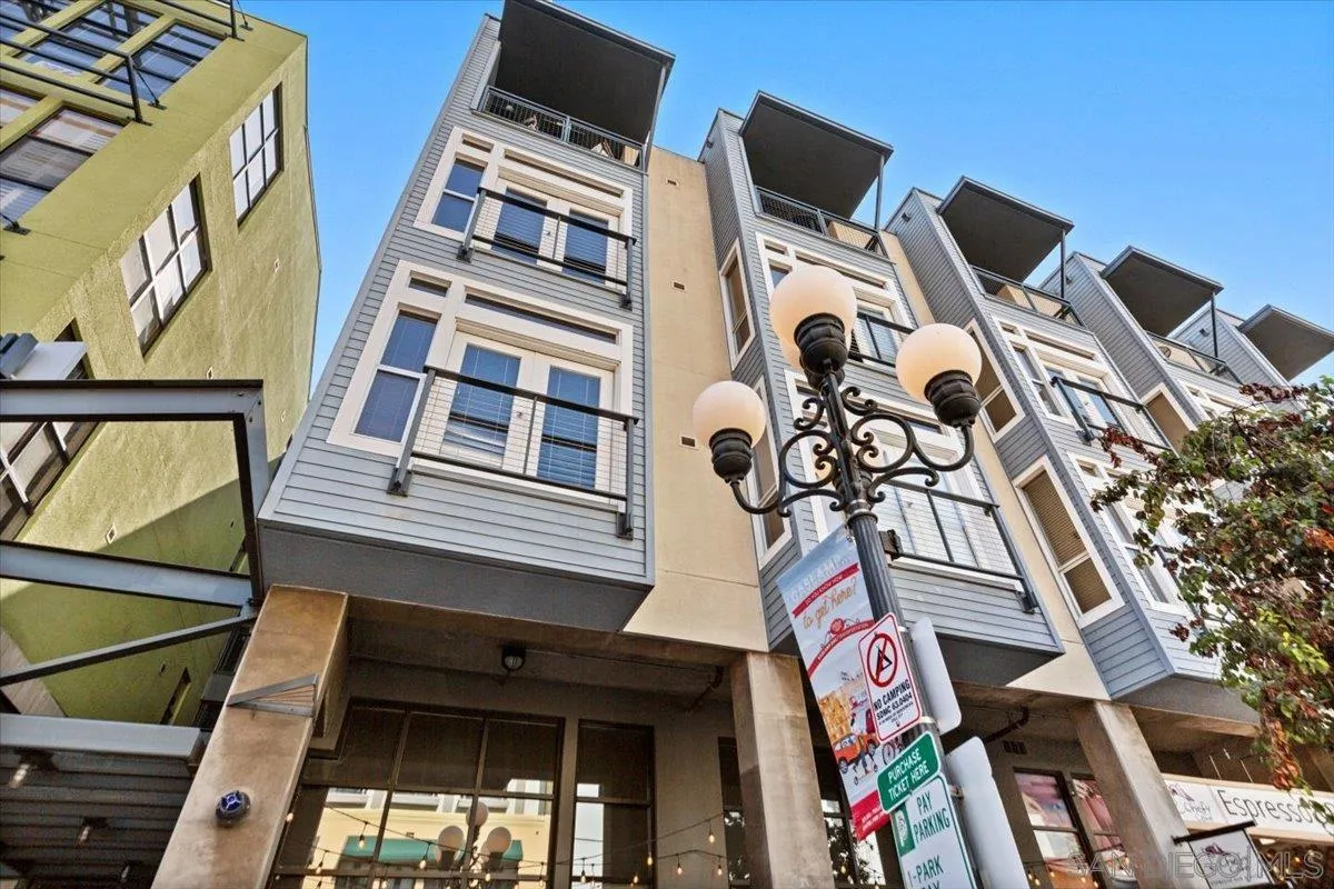 Photo #4: 240019009 Listing 
