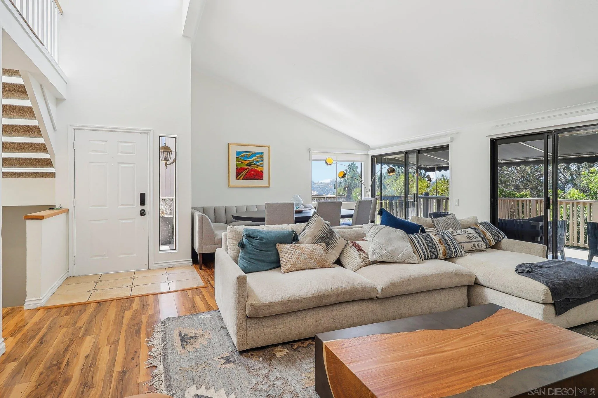 Photo #5: 240019023 Listing 