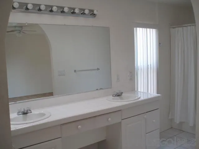 https://cdn.realtyfeed.com/cdn/0/240019065/2a0f8cb940720032c77377d8021cdfea.webp
